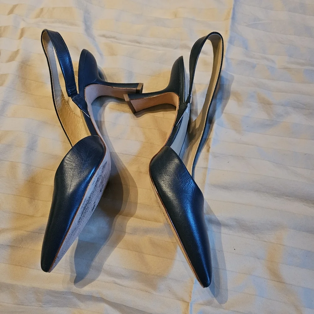 ANTONIO Melani Navy Blue Heel with strap, size 9.5 - Picture 4 of 7